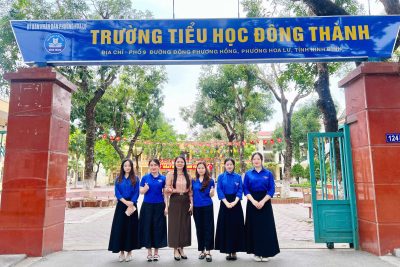 ĐOÀN VIÊN TRƯỜNG TIỂU HỌC ĐÔNG THÀNH VỚI MÔ HÌNH “CỔNG TRƯỜNG AN TOÀN”