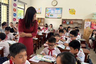 TRƯỜNG TIỂU HỌC ĐÔNG THÀNH TỔ CHỨC CHUYÊN ĐỀ “ỨNG DỤNG AI VÀ KỸ THUẬT DẠY HỌC TÍCH CỰC VÀO MÔN TOÁN”